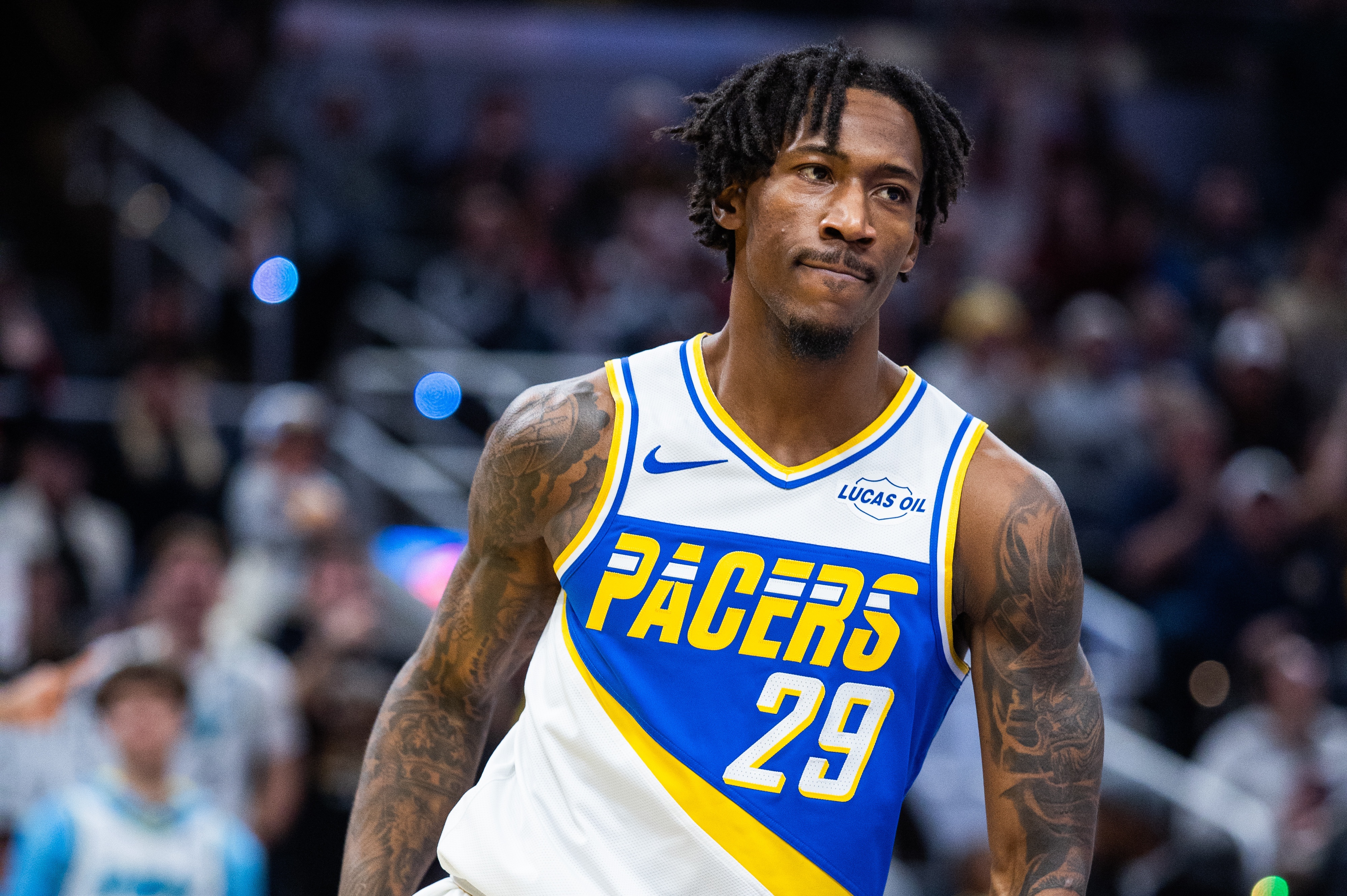 足彩比分直播-卡莱尔：昆顿·杰克逊上场改变了比赛 努力拼搏是我们该有的样子